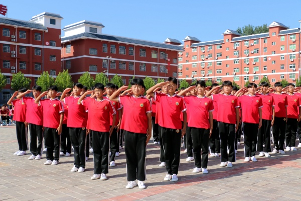 小龙武术学校 .jpg
