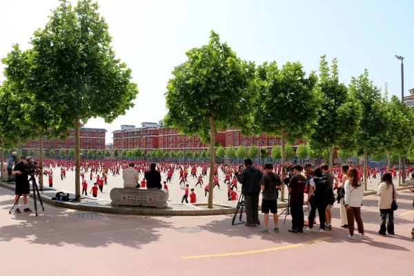 小龙武校摄制.jpg