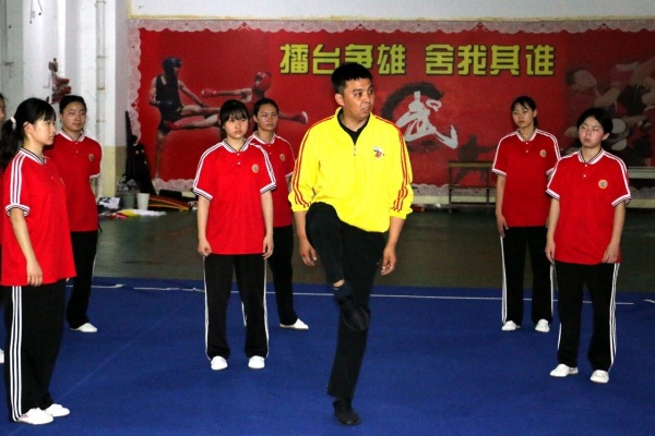 嵩山少林小龙武校.jpg